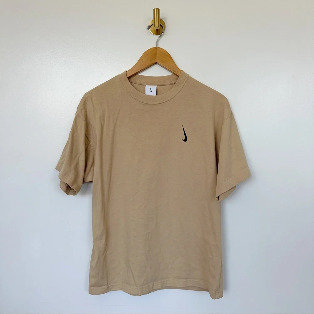 Nike x Billie Eilish • Mushroom Short Sleeve Shirt - Picture 2 of 7